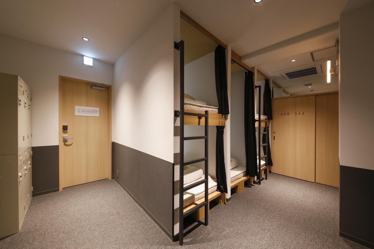 White Hostel Shinsaibashi Osaka Exterior photo